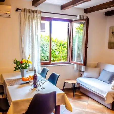 Comfort And Affordable Slavica Vendégház *