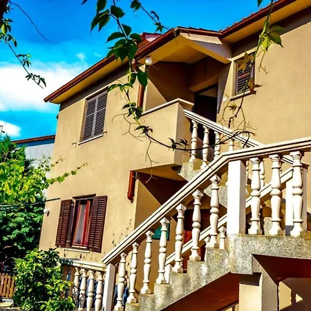 Comfort And Affordable Slavica 3*