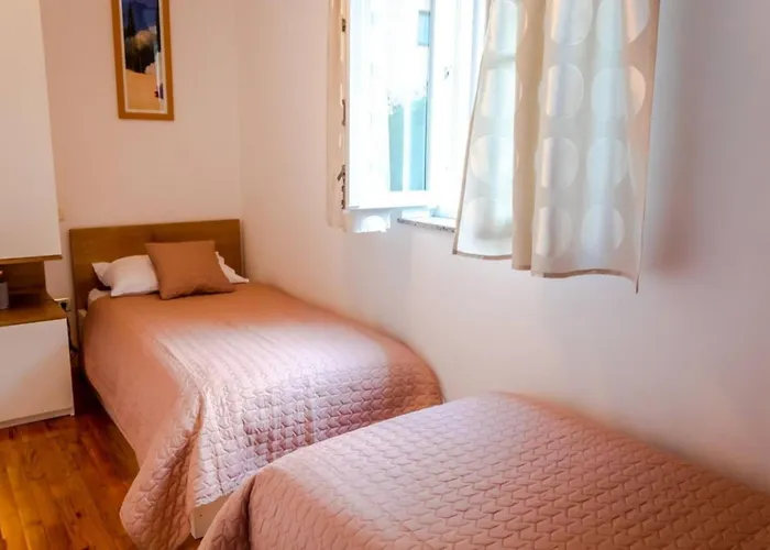 Comfort And Affordable Slavica