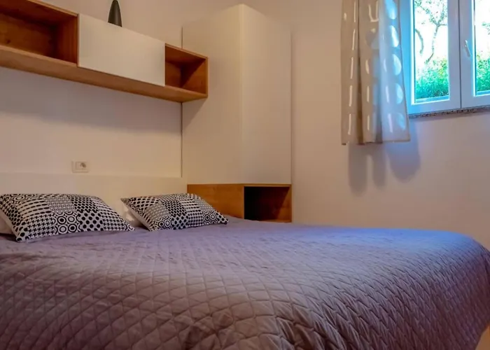 Comfort And Affordable Slavica Casa de hóspedes